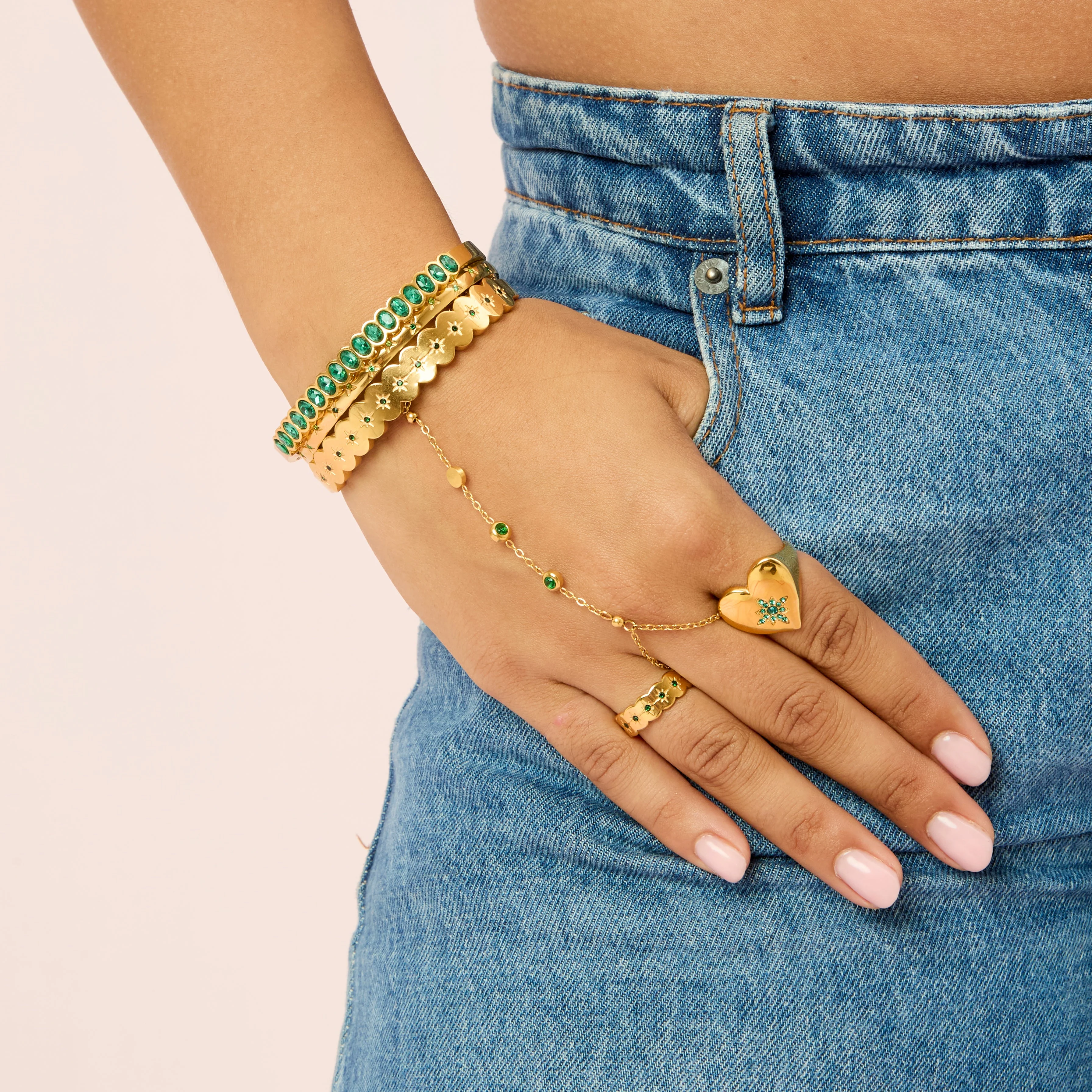 Tallulah Scallop Star Ring - Image 13