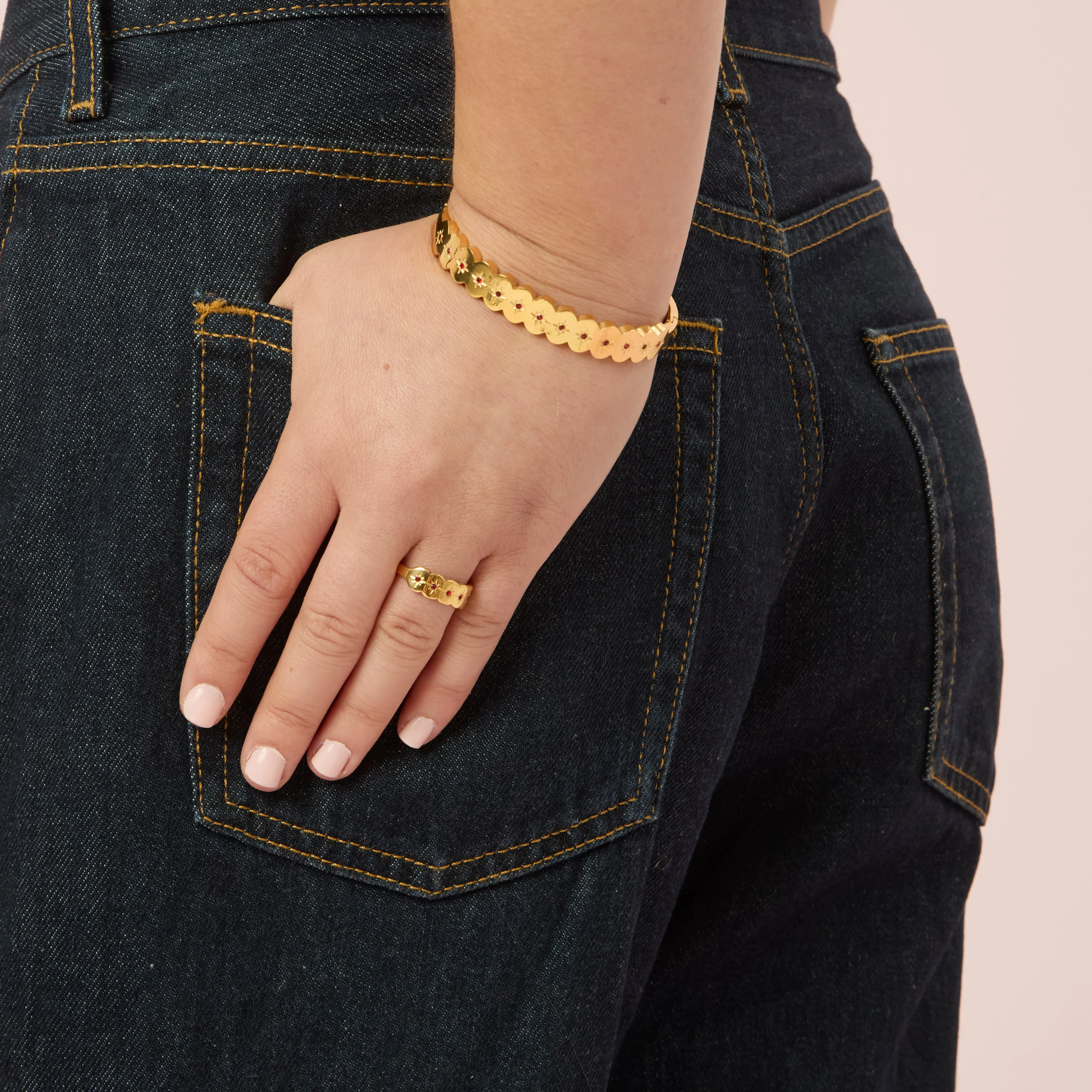 Tallulah Scallop Star Ring - Image 16